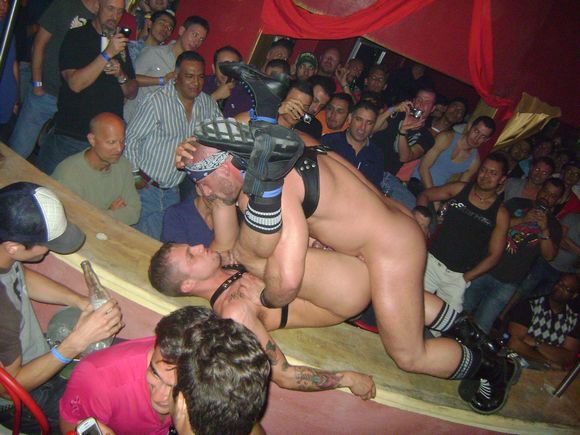 Live Gay Sex Shows 96