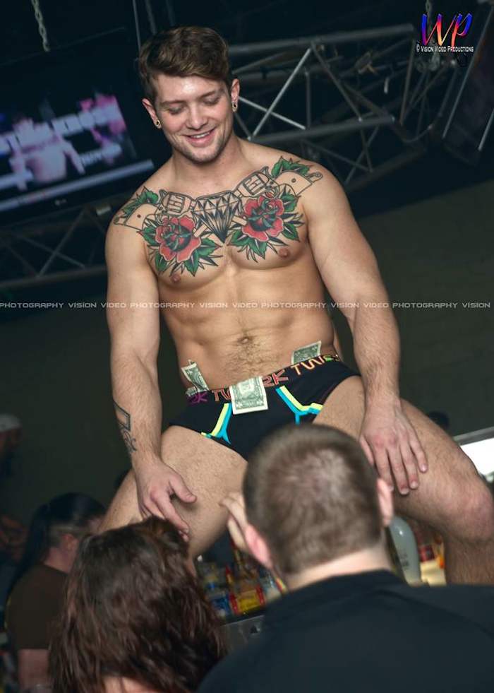 carl gay quintanilla free cub movies gay