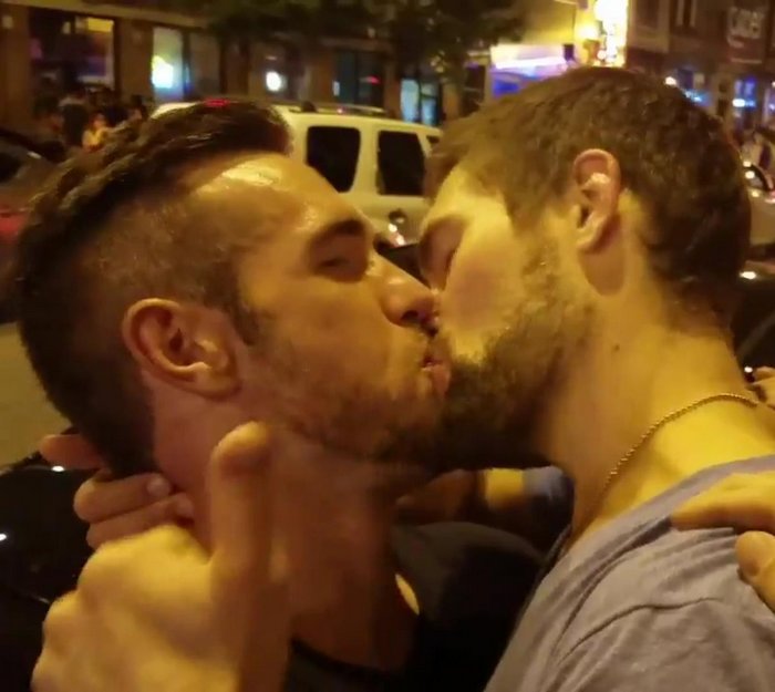 Porno gay kiss off Adam Awbride And Brad Lovell Kissing Tuesday Gay Porn 3b Xhamster
