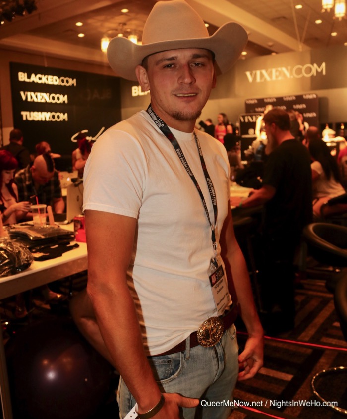 Straight Male Porn Stars and Hot Guys at AVN Expo 2017