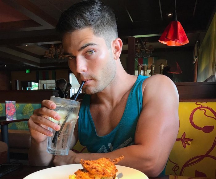 Fast Food Gay Porn - Sean Cody's Tanner Is Now Tanner Davis & On Social Media