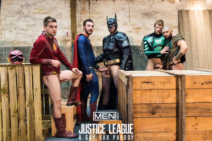 Justice League Gay Porn - Superman, Batman, Aquaman, Flash & Green Lantern 5-Way Orgy ...