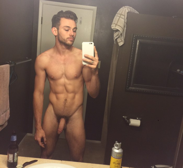 Max schneider naked