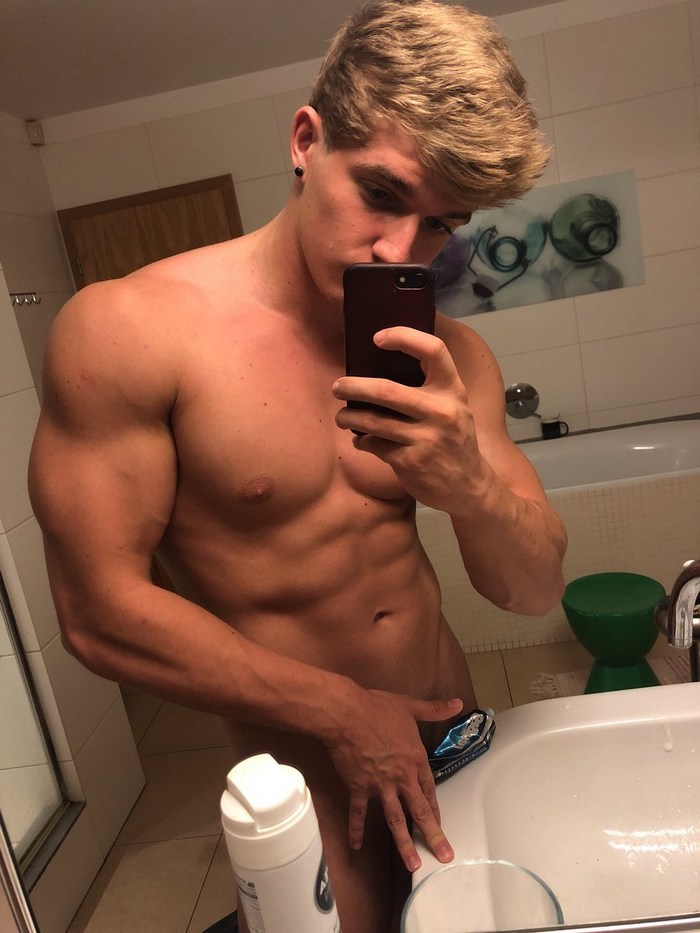 Paul Porn - Paul Cassidy: Muscle Hunk & Upcoming BelAmi Gay Porn Star