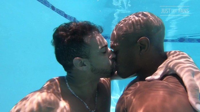 Underwater Gay Porn Hunk - Gay Porn Star Rhyheim Shabazz Fucks Jay Alexander Underwater ...