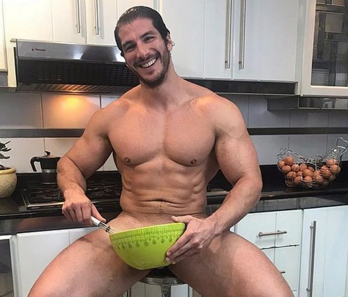 Free muscle cam Free muscle cam